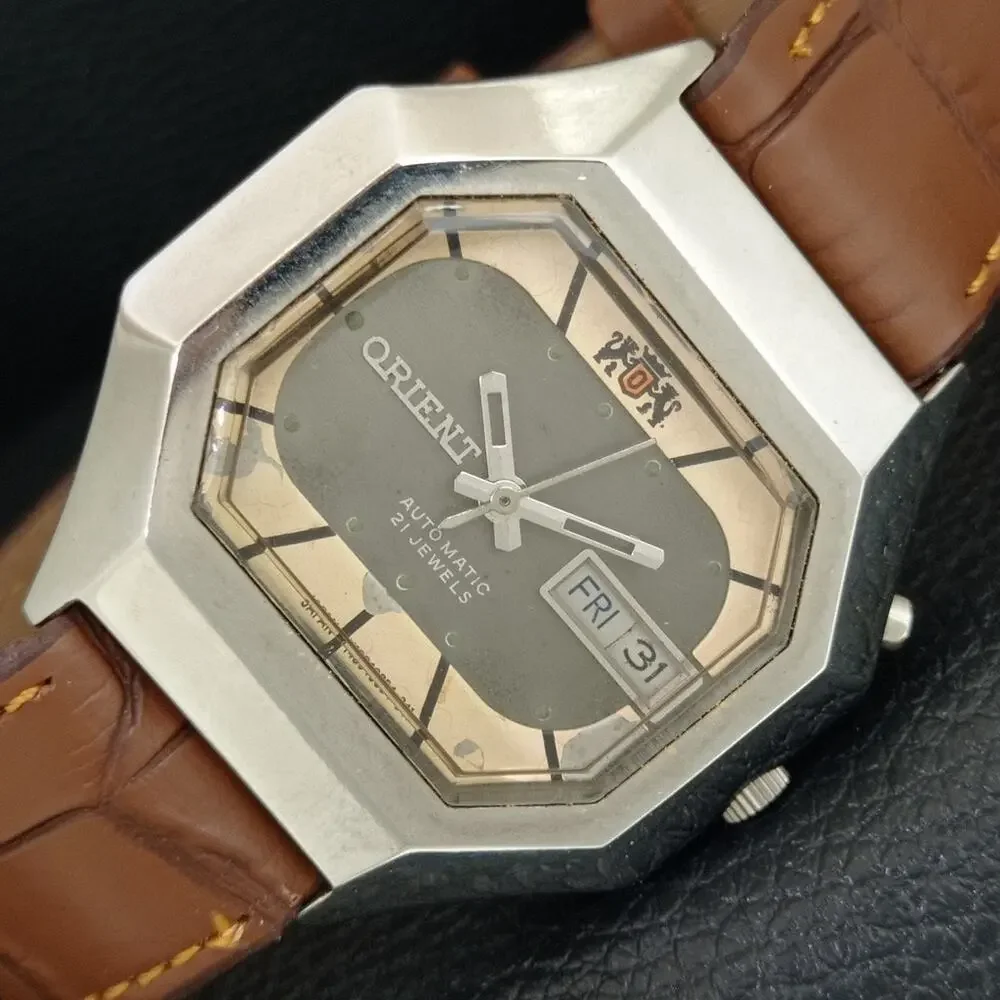 Vintage 1971 Orient Automatic Mens Silver Watch W/daydate & Patina accents